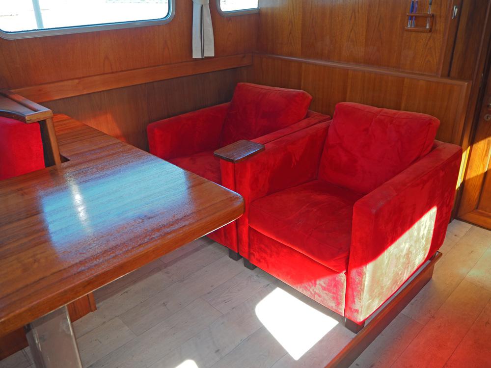 Salon, H&eacute;bergements